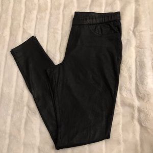 HUE Ultra Faux Suede Snake Print Leggings XS